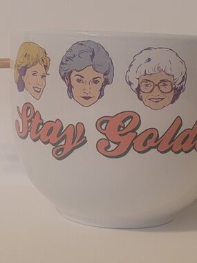 Stay Gold White Ceramic Serving Bowl - White/Peach